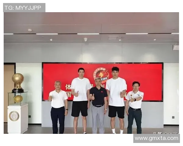 广东两勋绩球员也闭幕了！周鹏功成名就，任骏飞回绝上场谢幕！